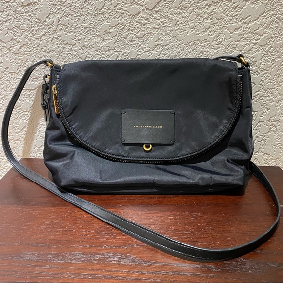 Marc by Marc Jacobs Preppy Legend Natasha Crossbody Bag Black - Picture 1 of 9